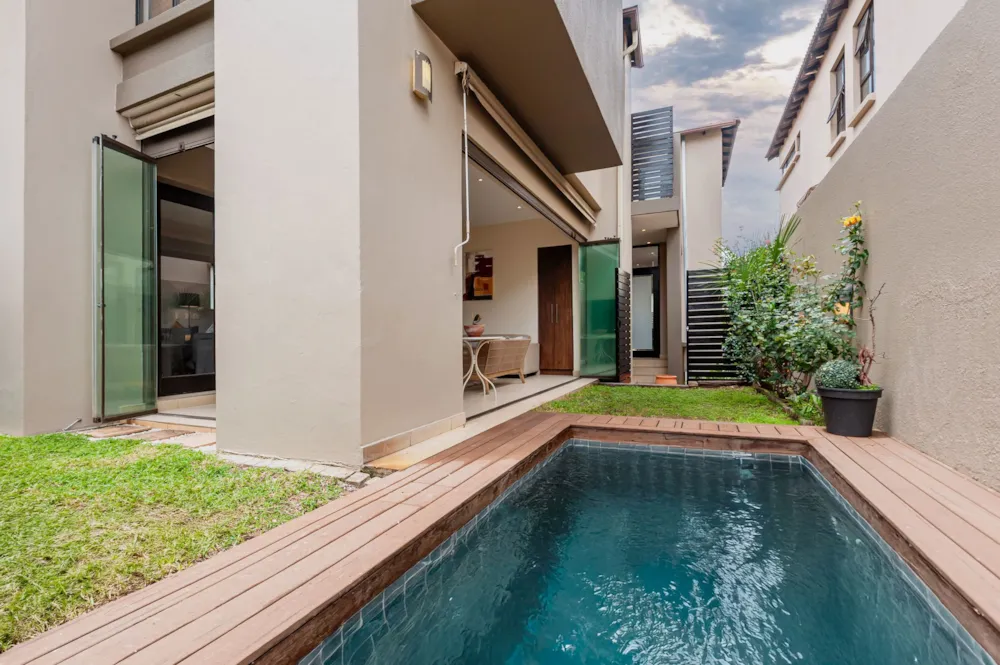 Double-storey cluster to rent in Bryanston - JBL1728518
