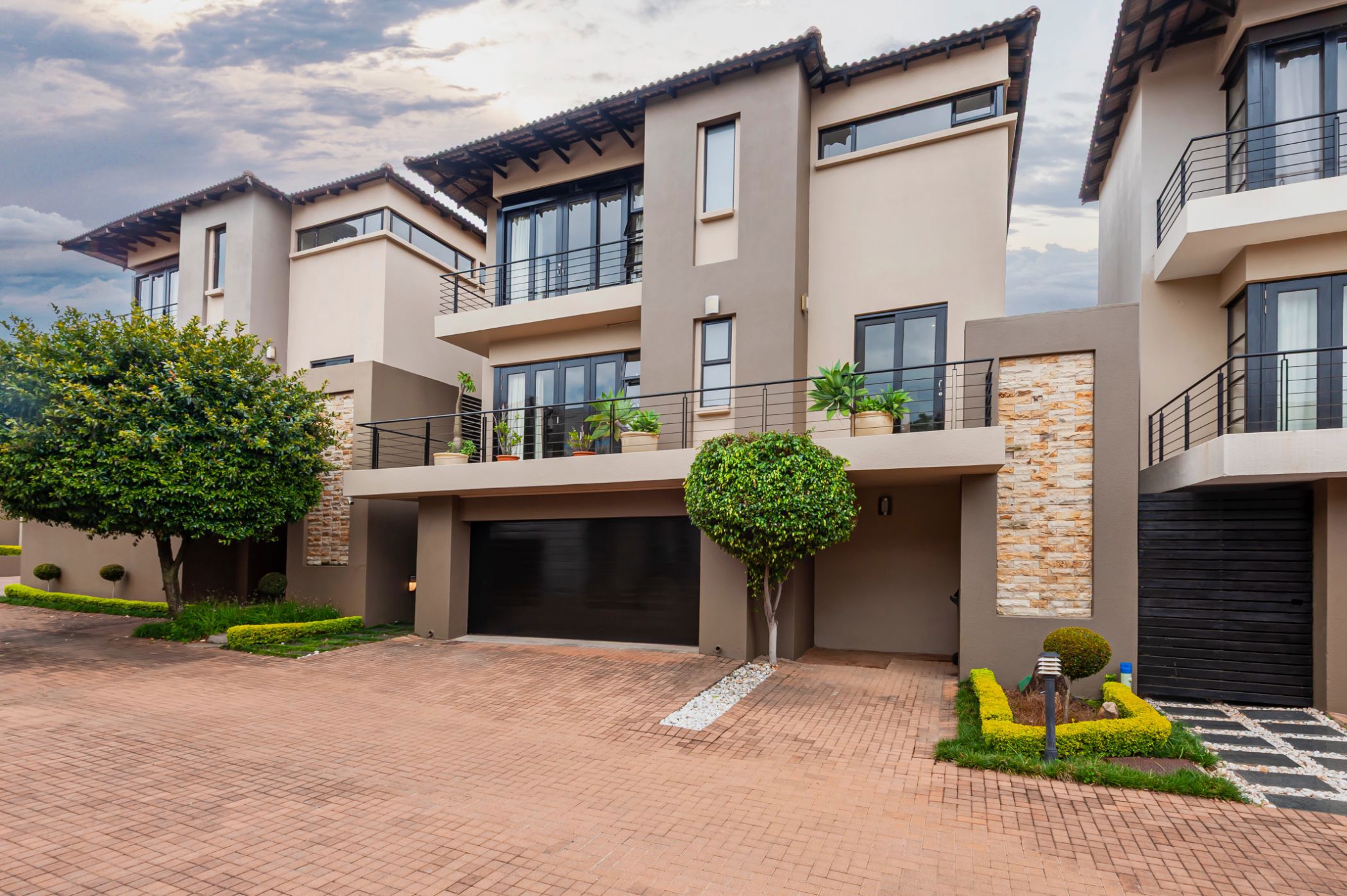 Double-storey cluster to rent in Bryanston - JBL1728518