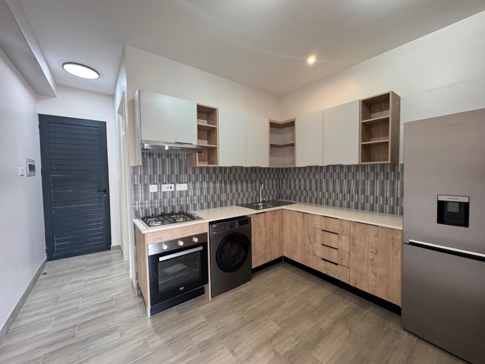 Apartment to rent in Borrowdale West, Zimbabwe - 3ZB1728534