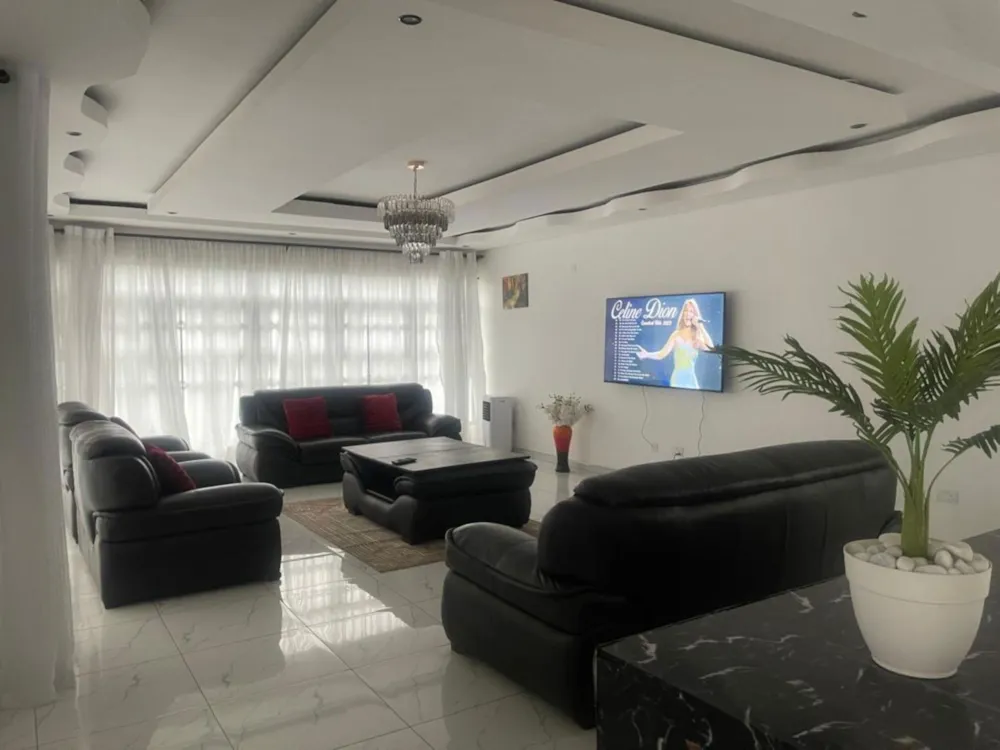 House to rent in Crowhill Views, Zimbabwe - 3ZB1728584 House to rent in Crowhill Views, Zimbabwe - 3ZB1728584