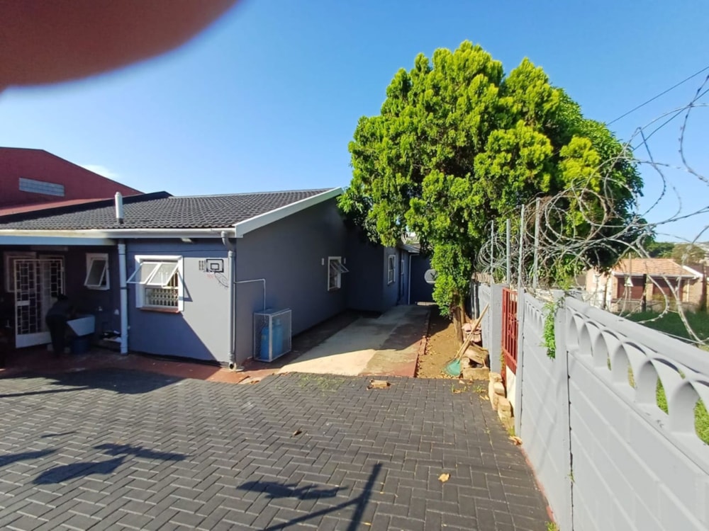 House for sale in Northcroft - 1DA1728593