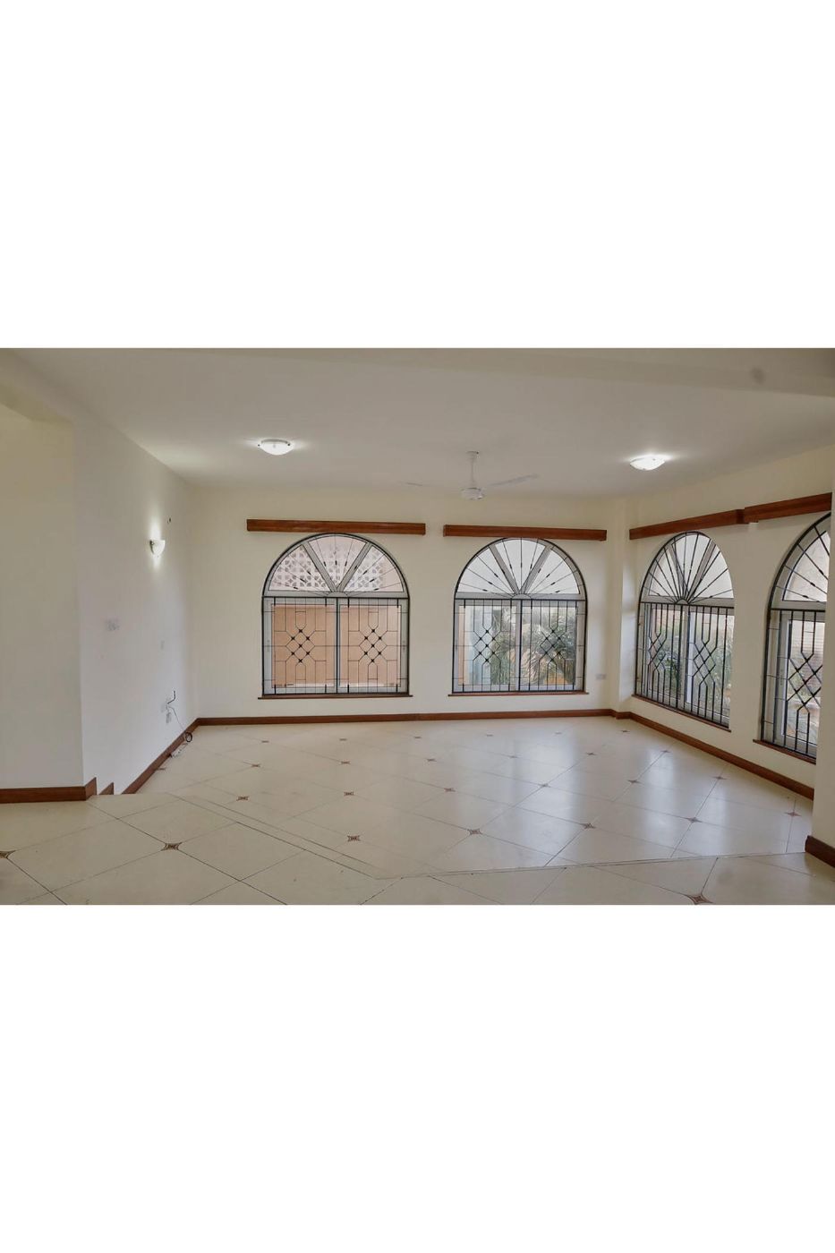 Apartment for sale in Nyali, Kenya - 3KE1728636