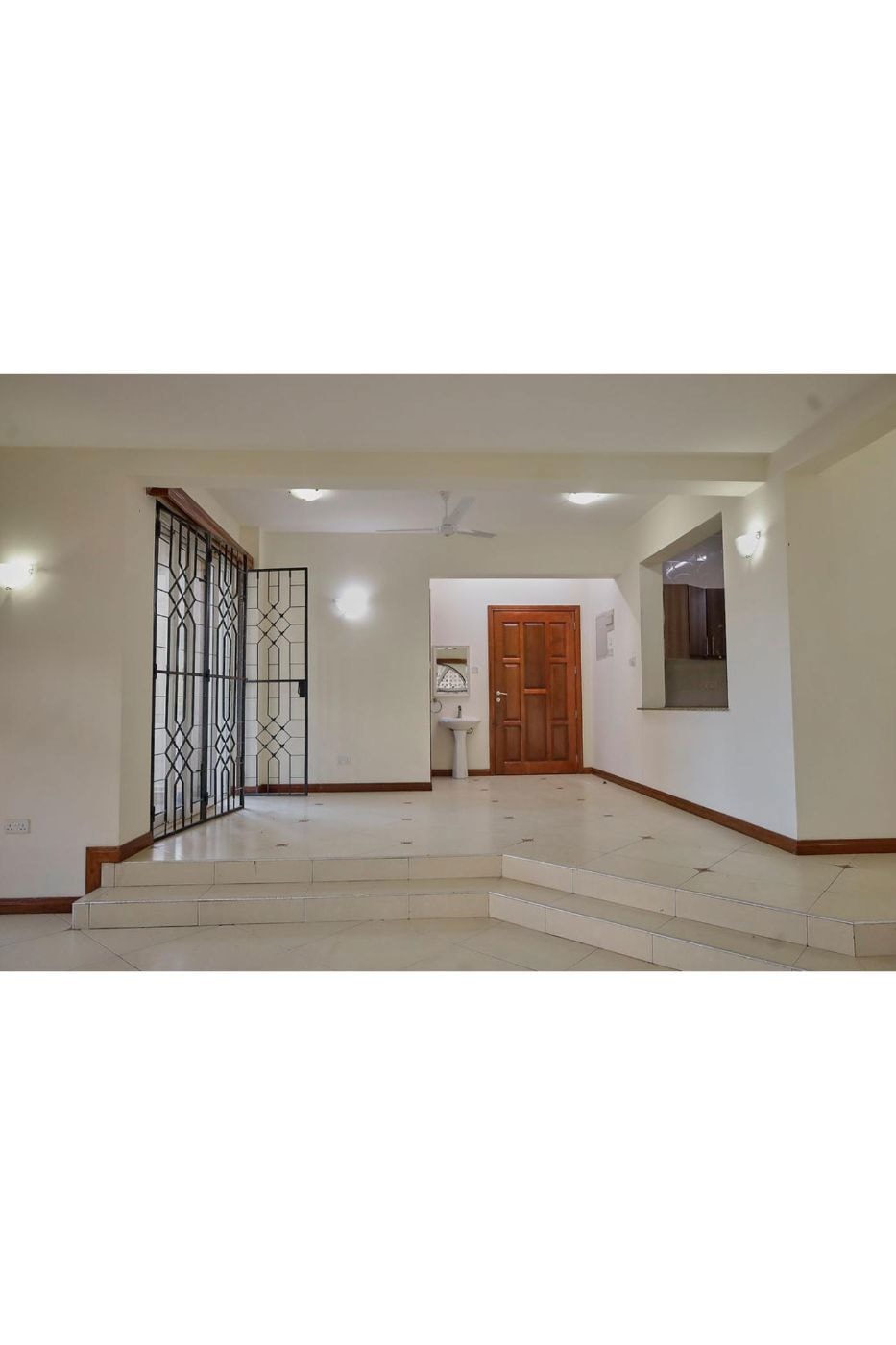 Apartment for sale in Nyali, Kenya - 3KE1728636