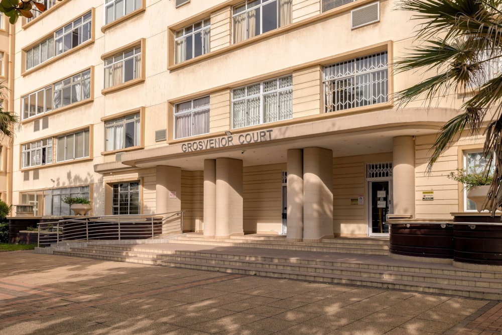 Apartment for sale in North Beach Durban - 1DA1728621 Apartment for sale in North Beach Durban - 1DA1728621