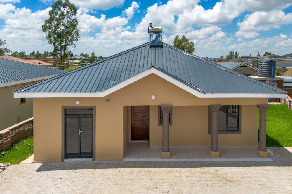 House for sale in Arlington, Zimbabwe - 3ZB1728672 House for sale in Arlington, Zimbabwe - 3ZB1728672