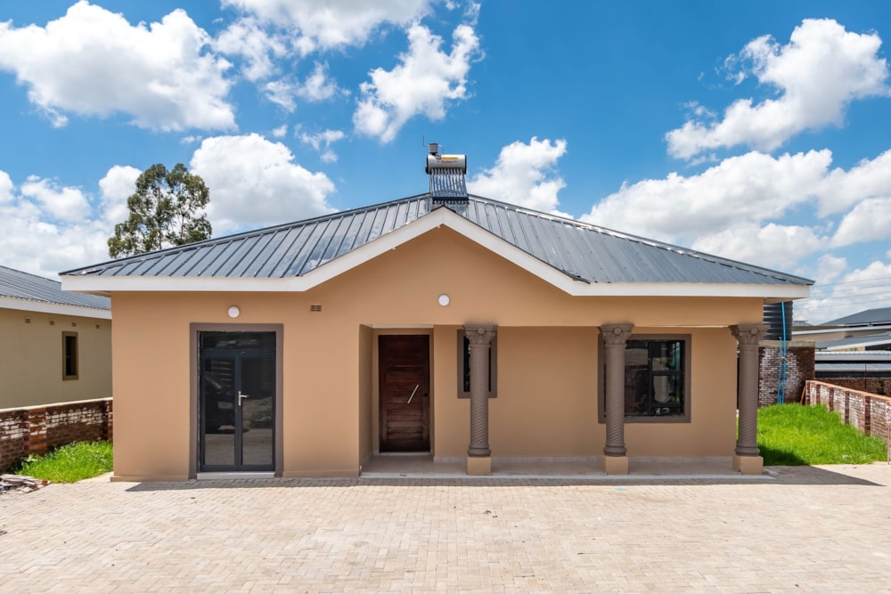 House for sale in Arlington, Zimbabwe - 3ZB1728672 House for sale in Arlington, Zimbabwe - 3ZB1728672