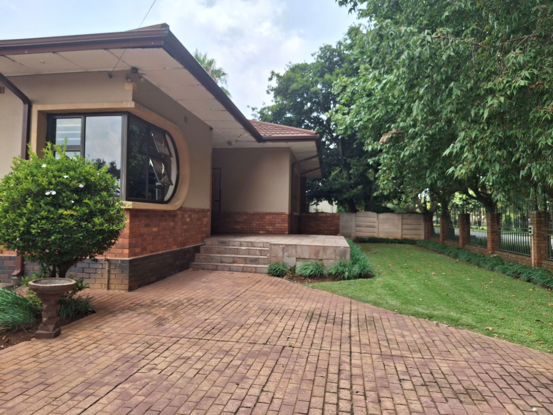 House for sale in Western Extension - EN1726226