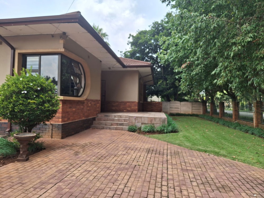 House for sale in Western Extension - EN1726226