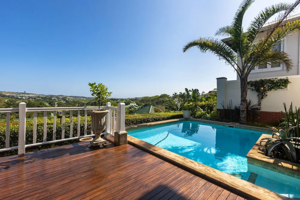 Townhouse sold in Mount Edgecombe Country Estate - 1MT1728202
