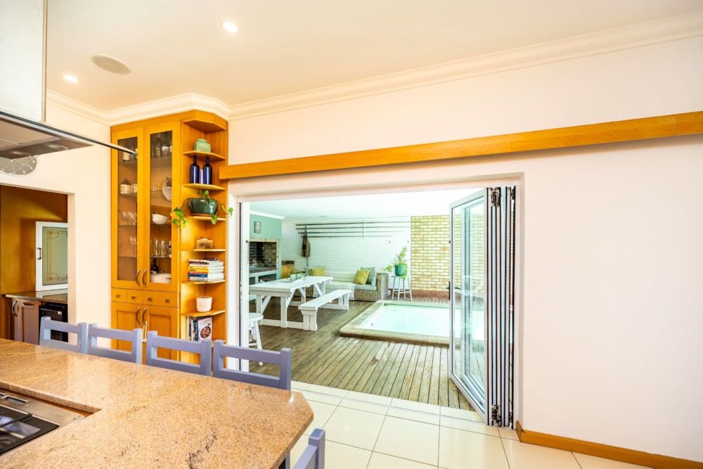 House for sale in Nahoon Beach - 1EZ1728069