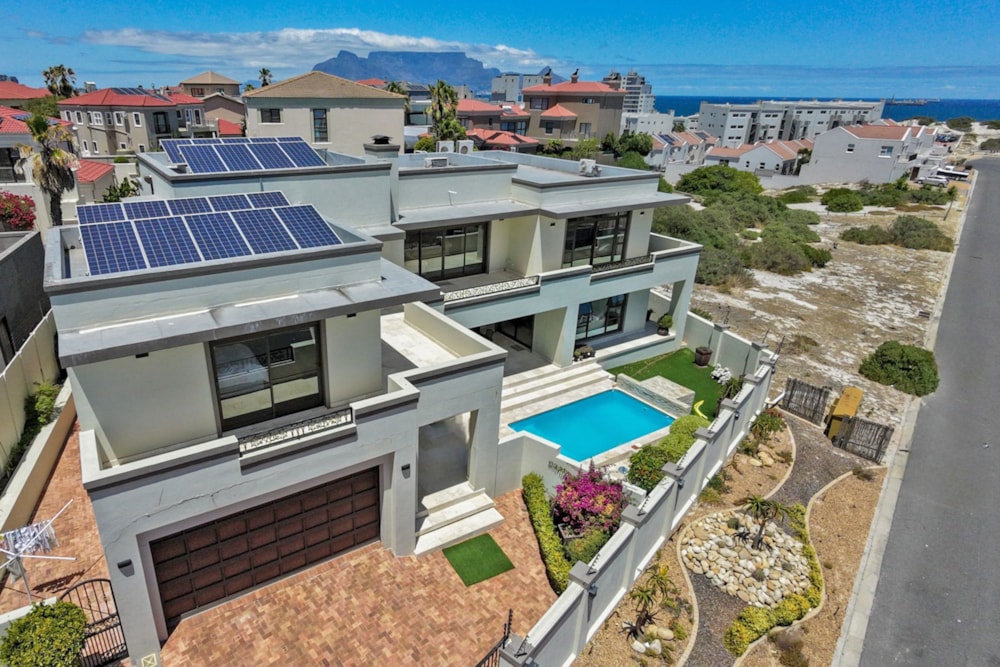 Double-storey house for sale in West Beach, Blouberg - 1TV1689712 Double-storey house for sale in West Beach, Blouberg - 1TV1689712