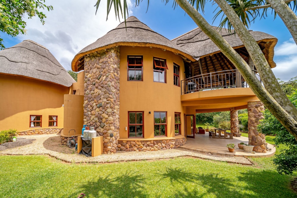 Townhouse for sale in Phezulu Estate - 1KF1728390