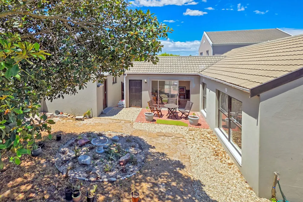 Single-storey house sold in West Beach, Blouberg - 1TV1727447
