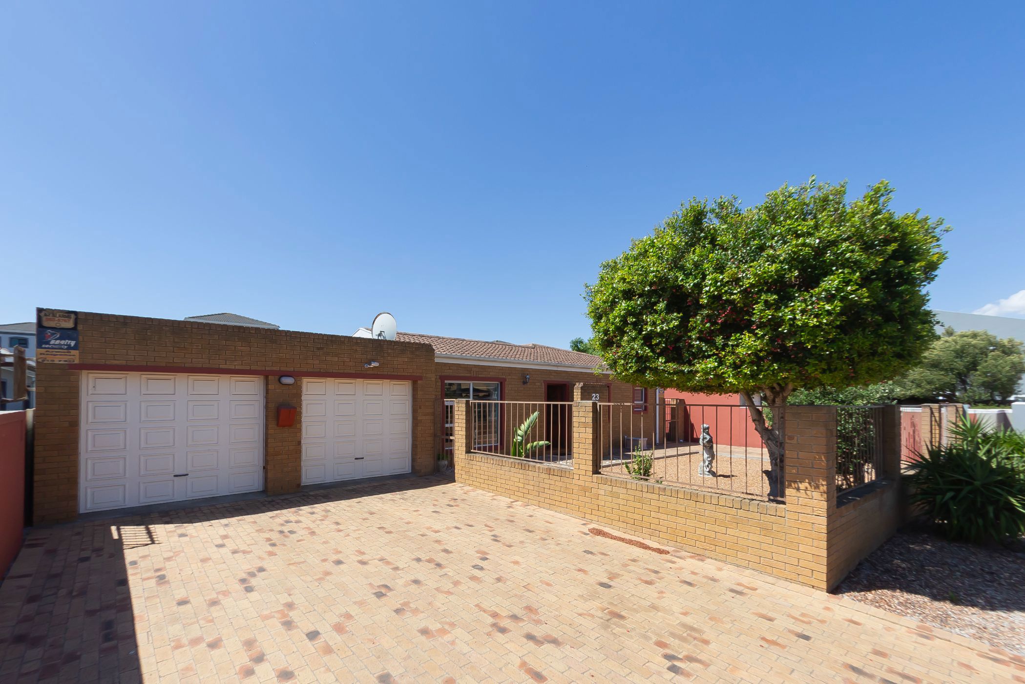 House for sale in Parklands - 1TV1728320