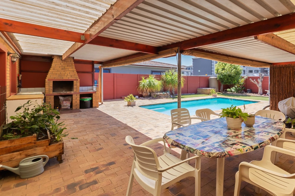 House for sale in Parklands - 1TV1728320