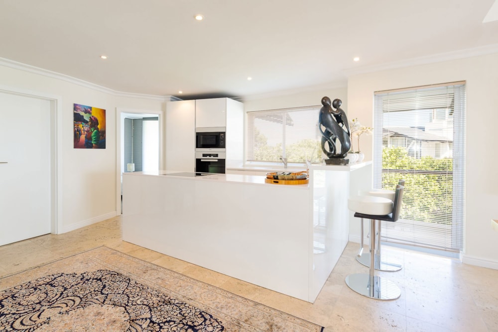 Apartment for sale in Mouille Point - AS1726038