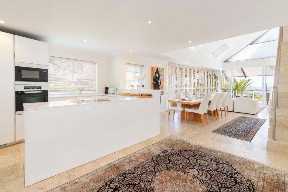 Apartment for sale in Mouille Point - AS1726038