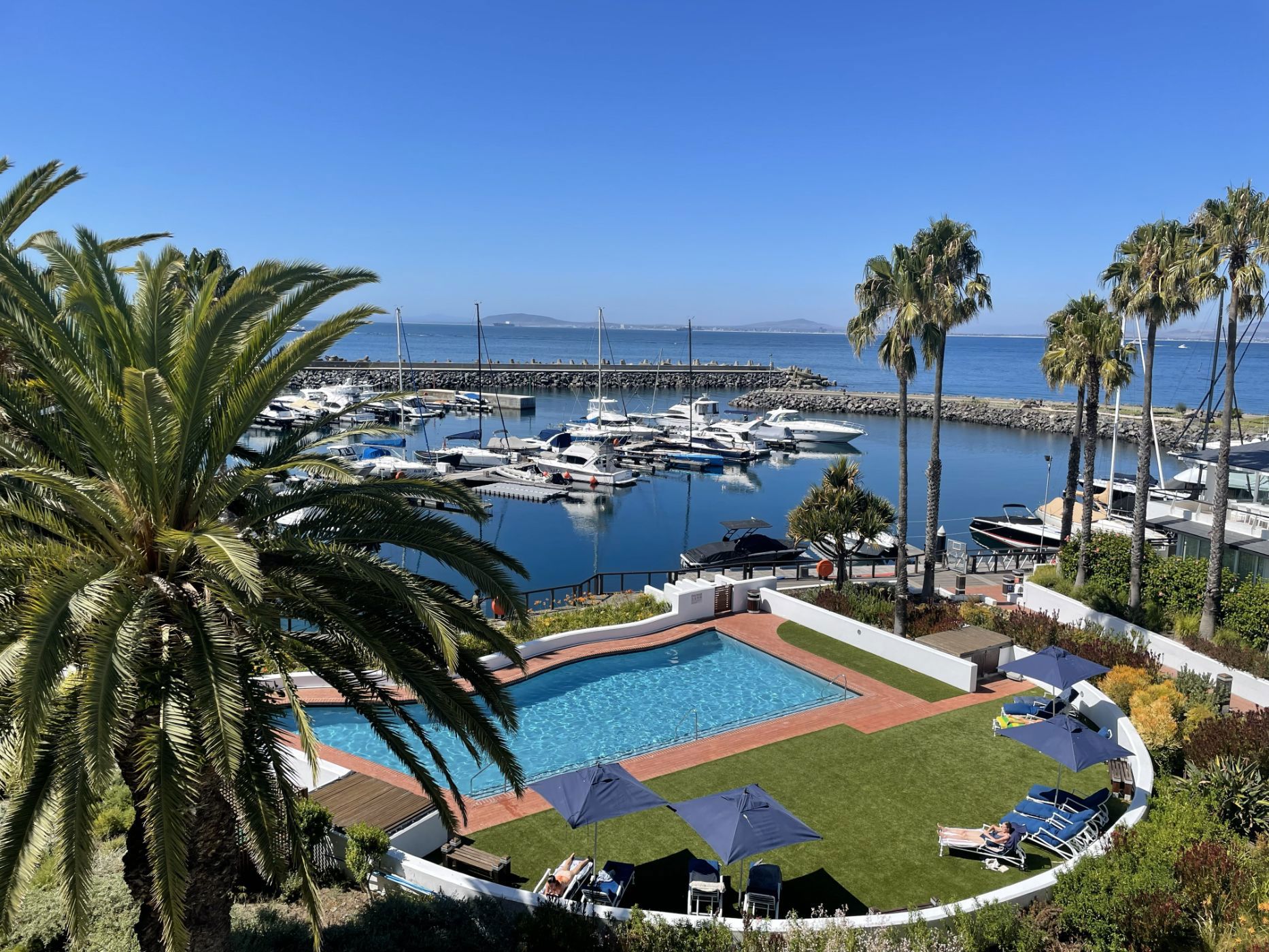 Apartment for sale in Mouille Point - AS1726038
