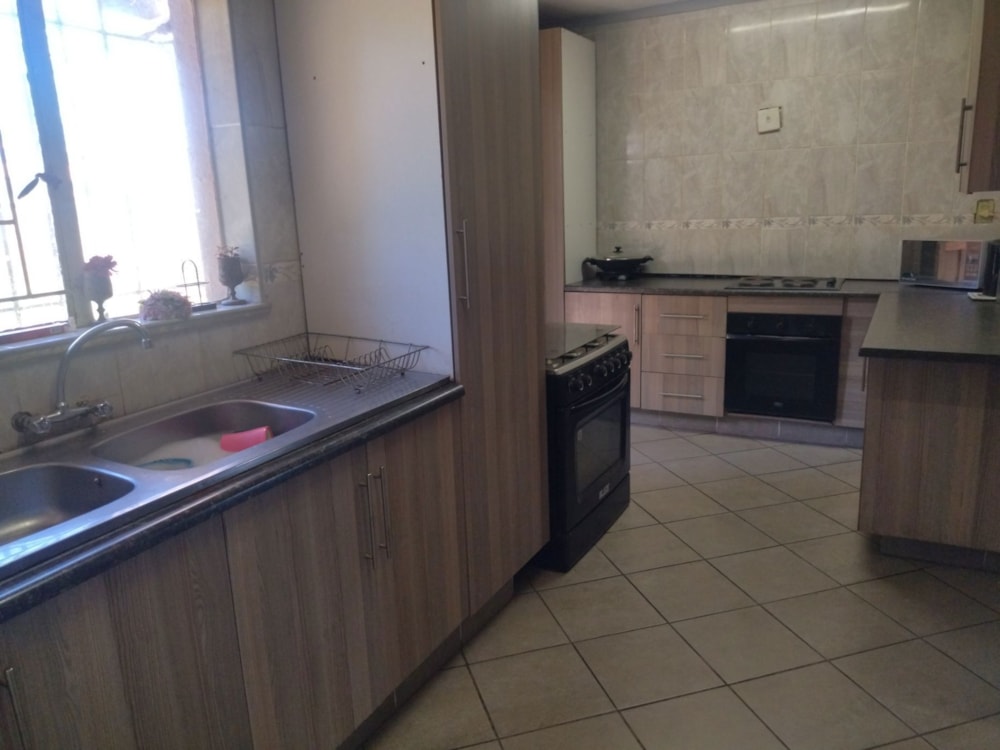 House for sale in Sherwood Gardens - 1BJ1726264