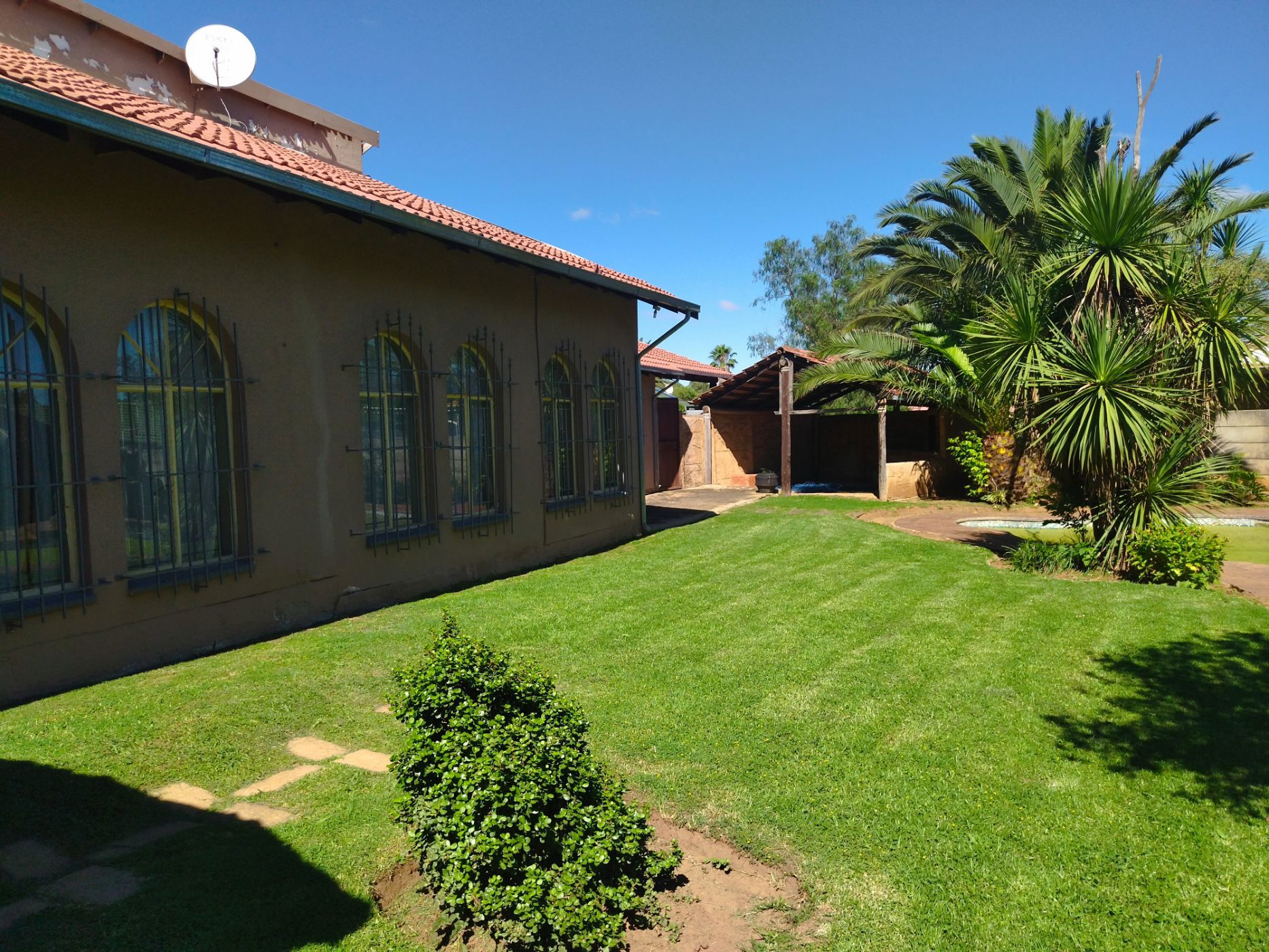 House for sale in Sherwood Gardens - 1BJ1726264