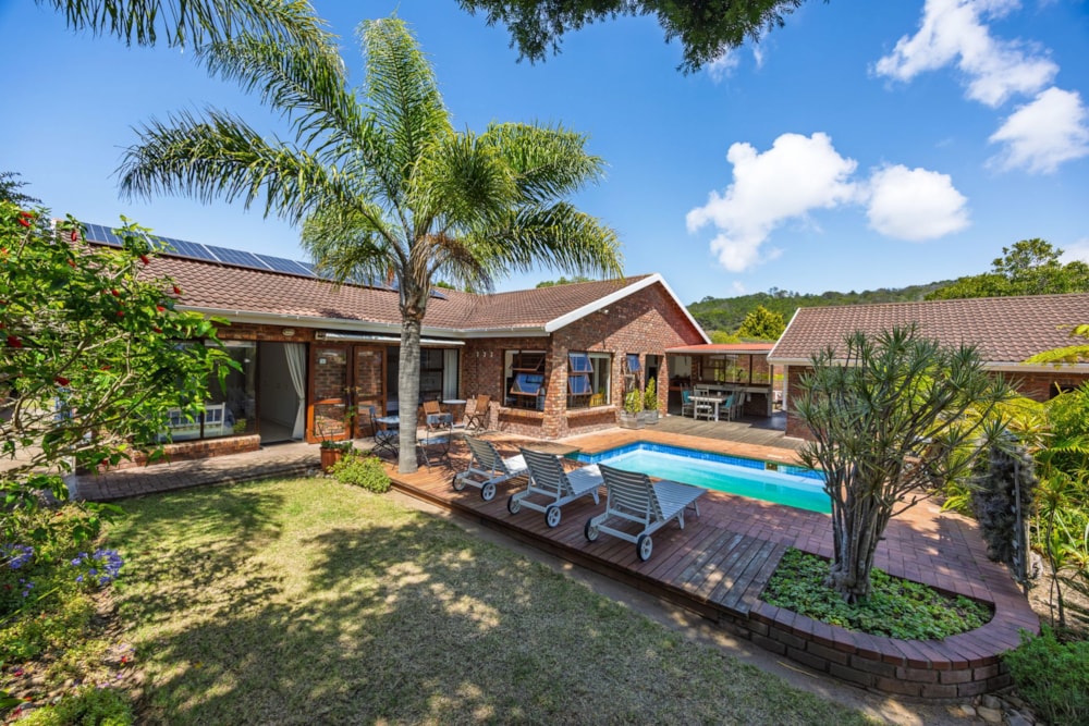 House for sale in Plettenberg Bay - 1KG1728272