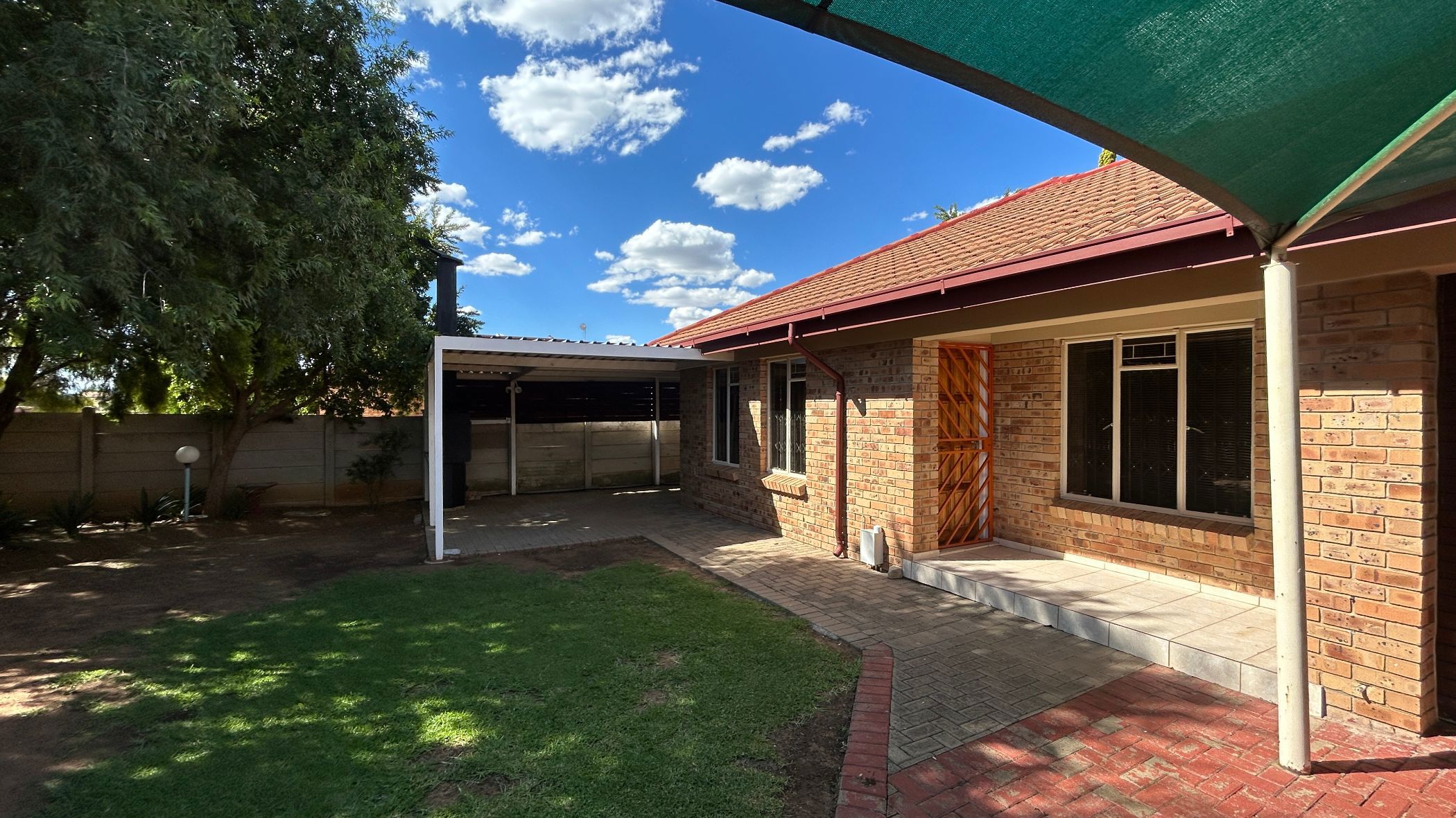 Semi-detached house for sale in Pellissier - 1BX1716874