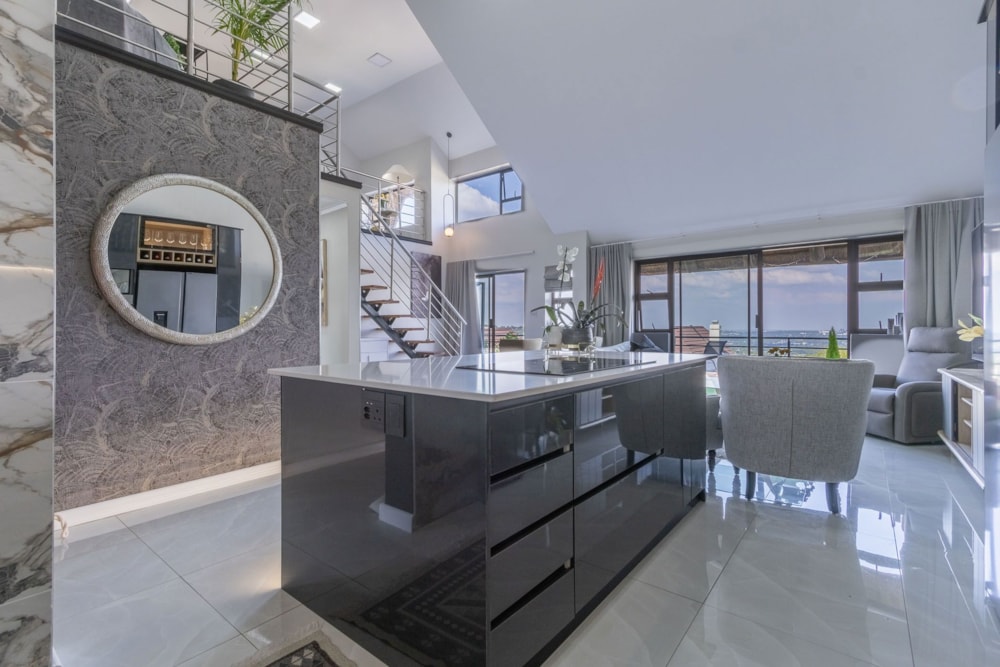 Apartment for sale in Northcliff, Johannesburg - RAN1727787