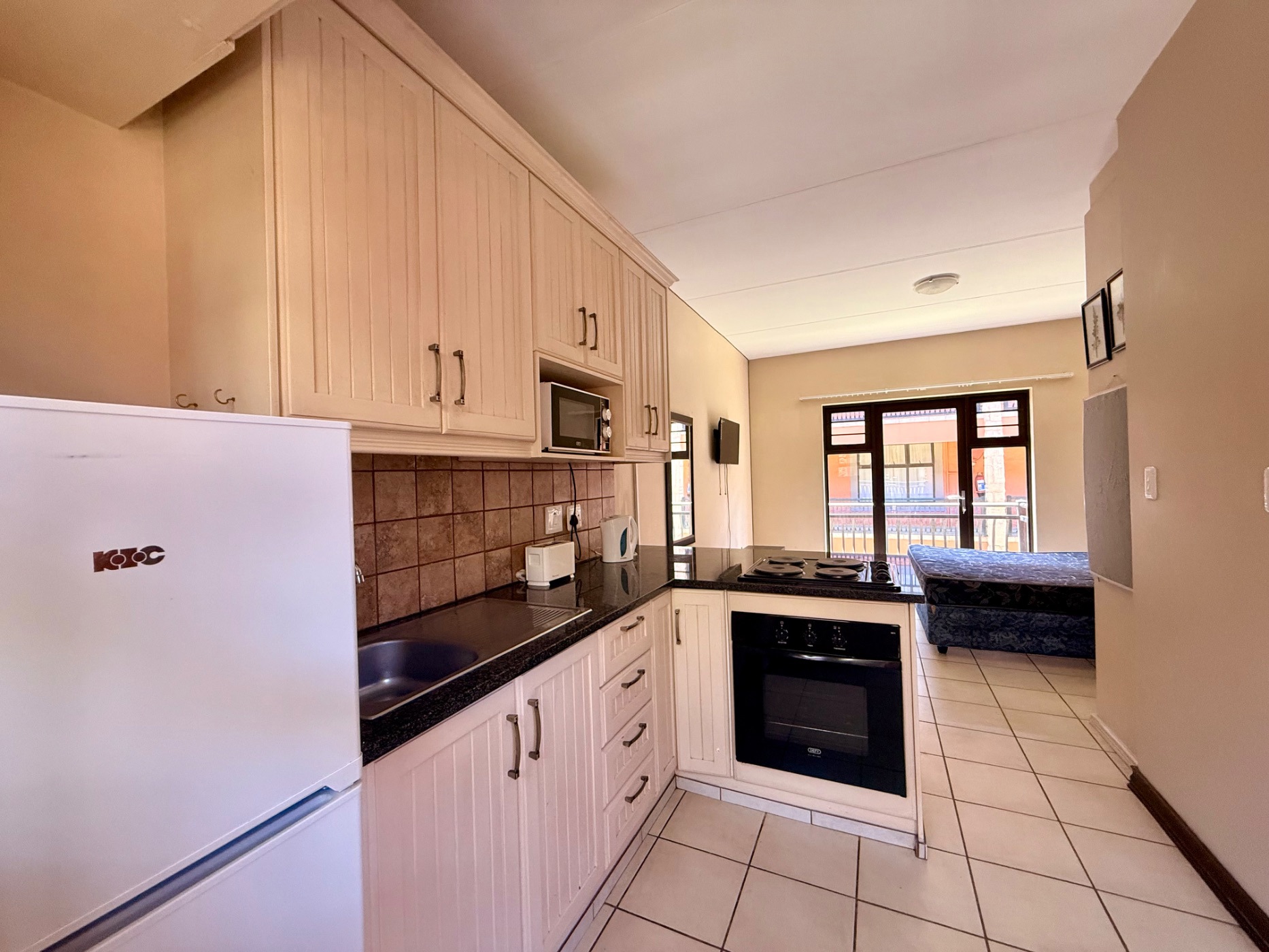 Bachelor apartment for sale in Vredenhof SH - 1BX1728715