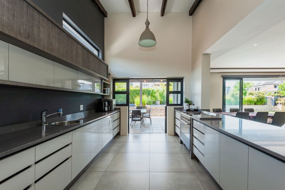 Double-storey house for sale in Copperleaf - 1CU1728095