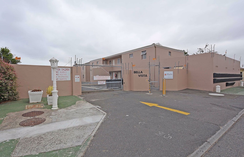 Apartment for sale in Bothasig - 1PLA1728143