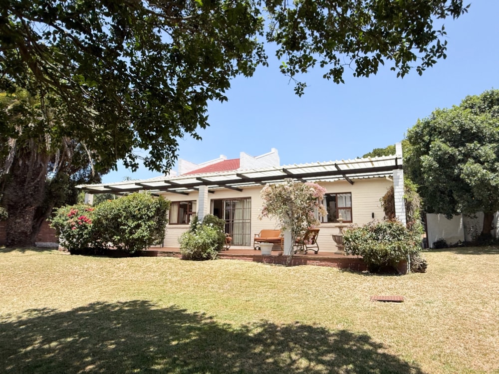 Double-storey house for sale in West Bank, Port Alfred - 1PF1726394