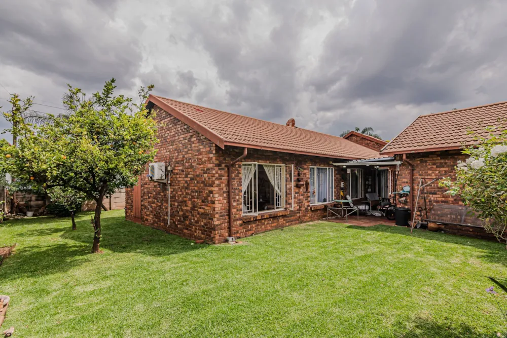 House sold in Zwartkop - CN1723106