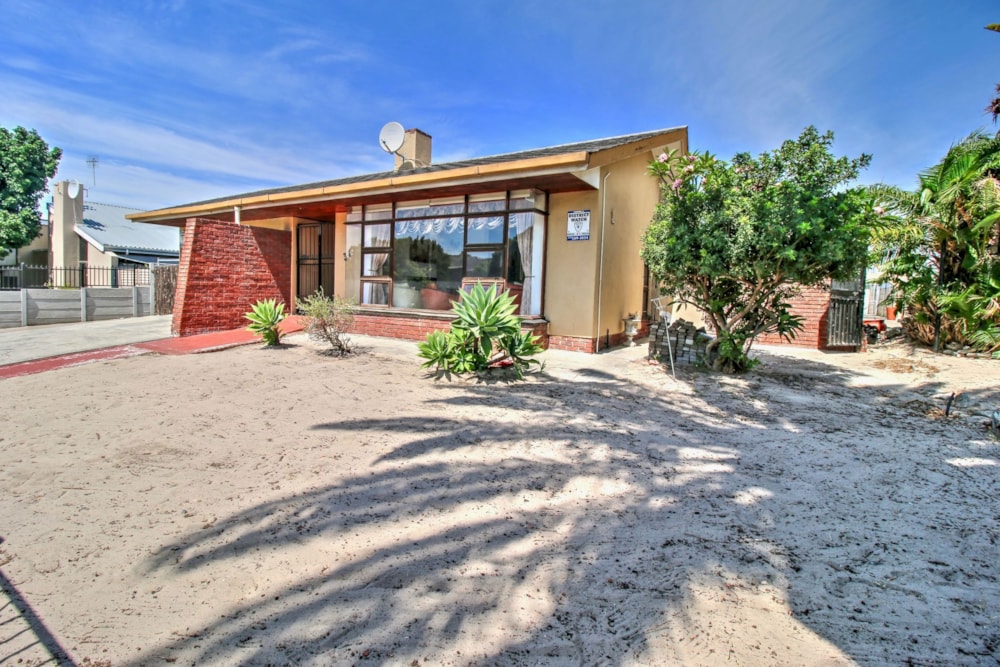 House for sale in Panorama, Parow - 1PLA1726133