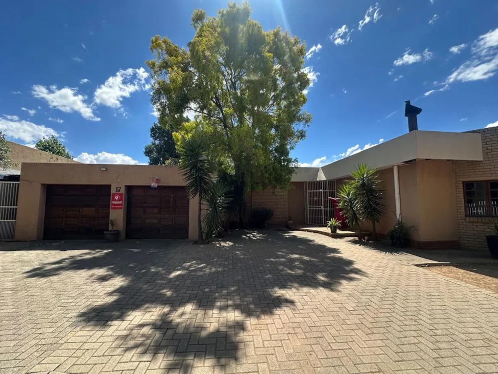 House let in Fichardt Park - 1BX1725729 House let in Fichardt Park - 1BX1725729