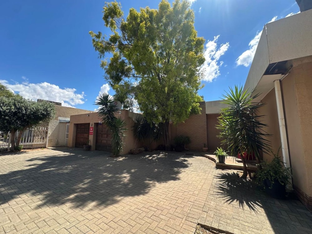 House to rent in Fichardt Park - 1BX1725729 House to rent in Fichardt Park - 1BX1725729