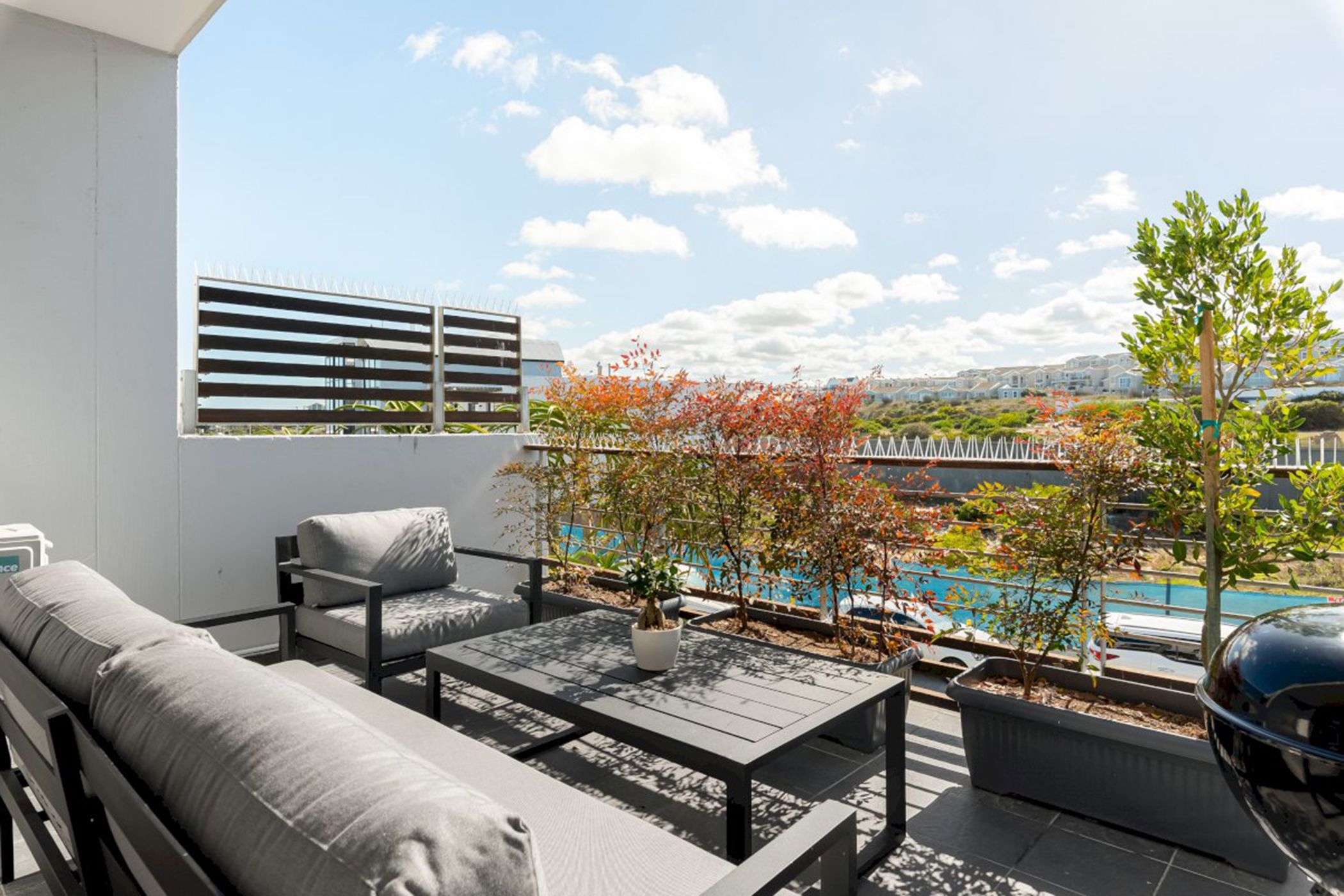 Apartment for sale in Big Bay - 1TV1728289