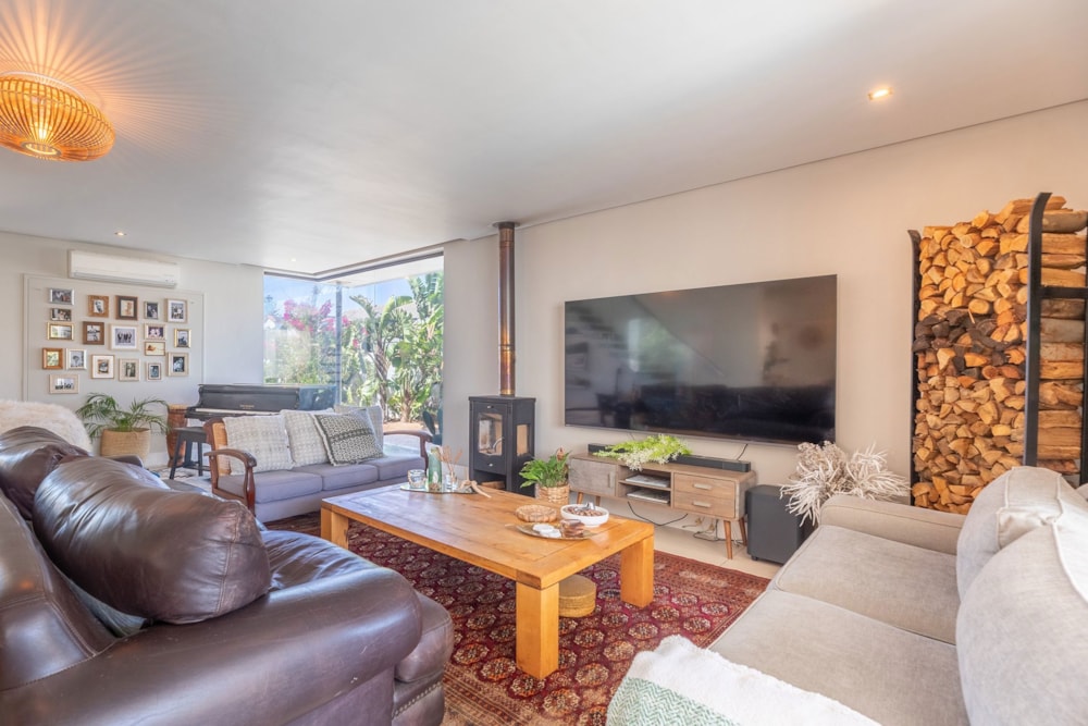 House for sale in Melkbosstrand - 1TV1726467