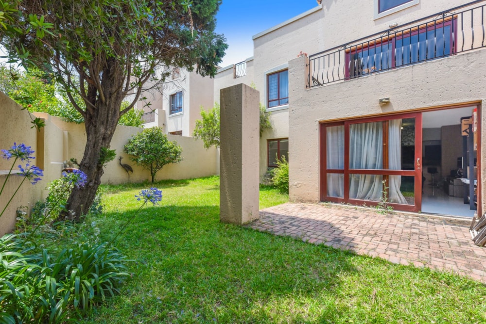 Apartment for sale in Sunninghill - FW1728042
