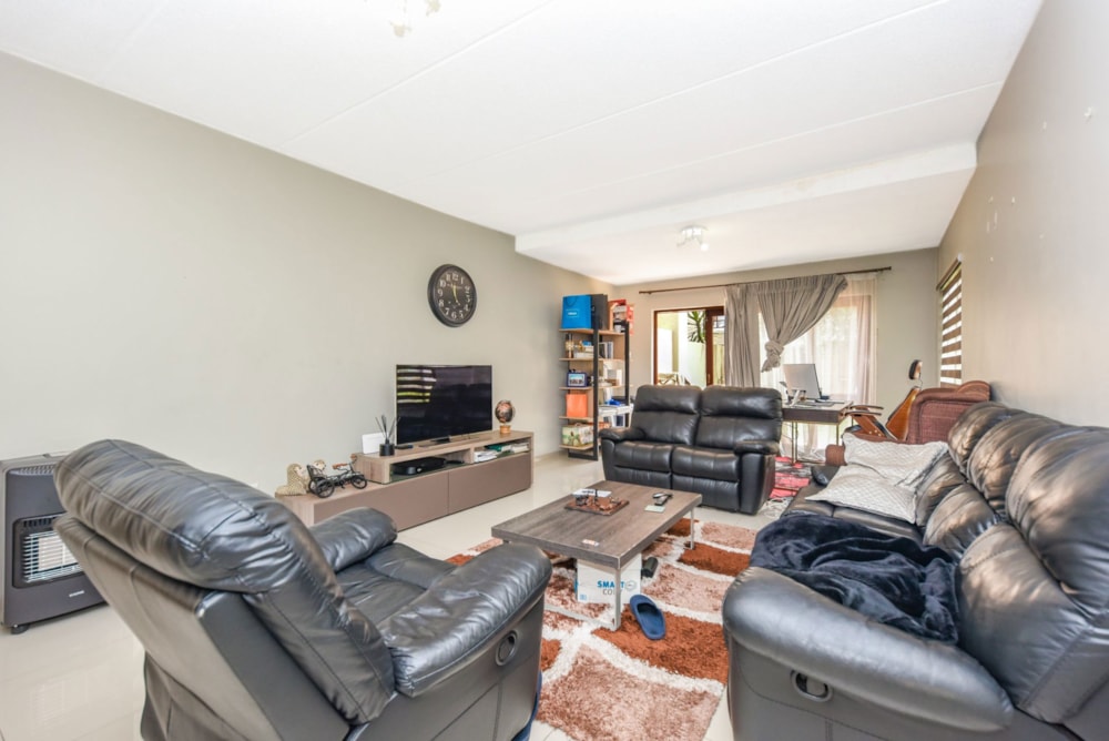 Apartment for sale in Sunninghill - FW1728042