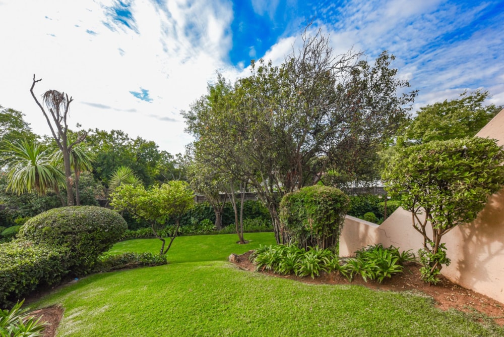 Apartment for sale in Sunninghill - FW1727127