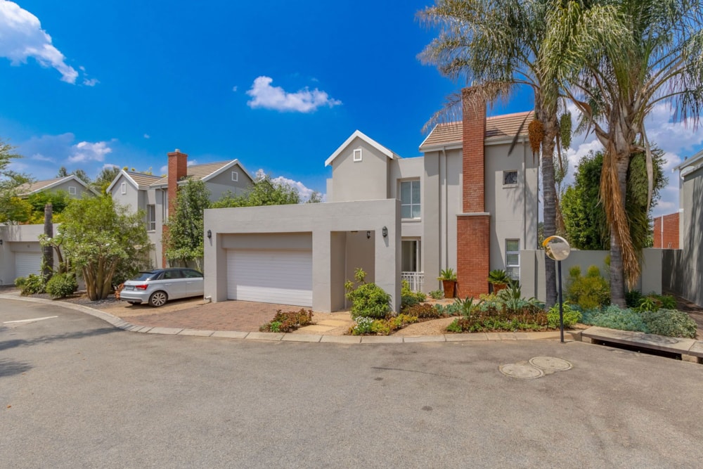 Townhouse for sale in Eagle Canyon Golf Estate - RAN1721677