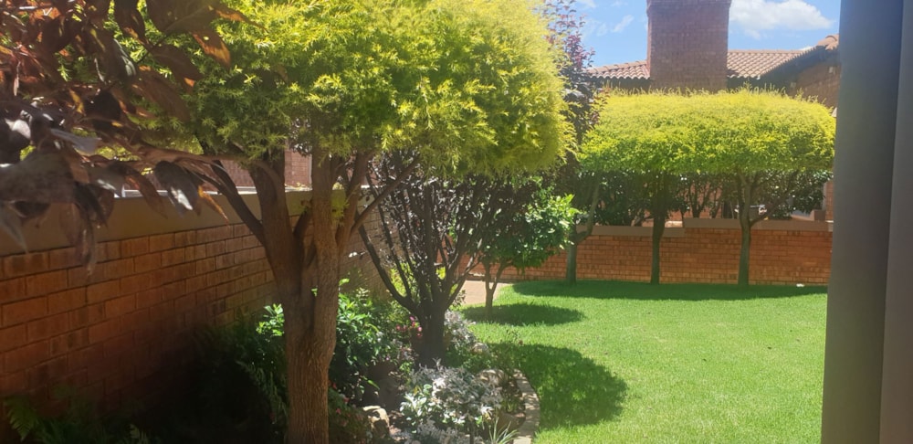 Townhouse for sale in Dan Pienaar - 1BX1728680