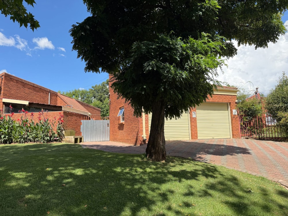 Single-storey house for sale in Clarens - 1CS1727218