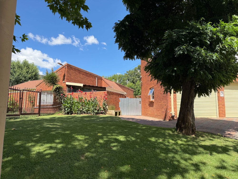 Single-storey house for sale in Clarens - 1CS1727218