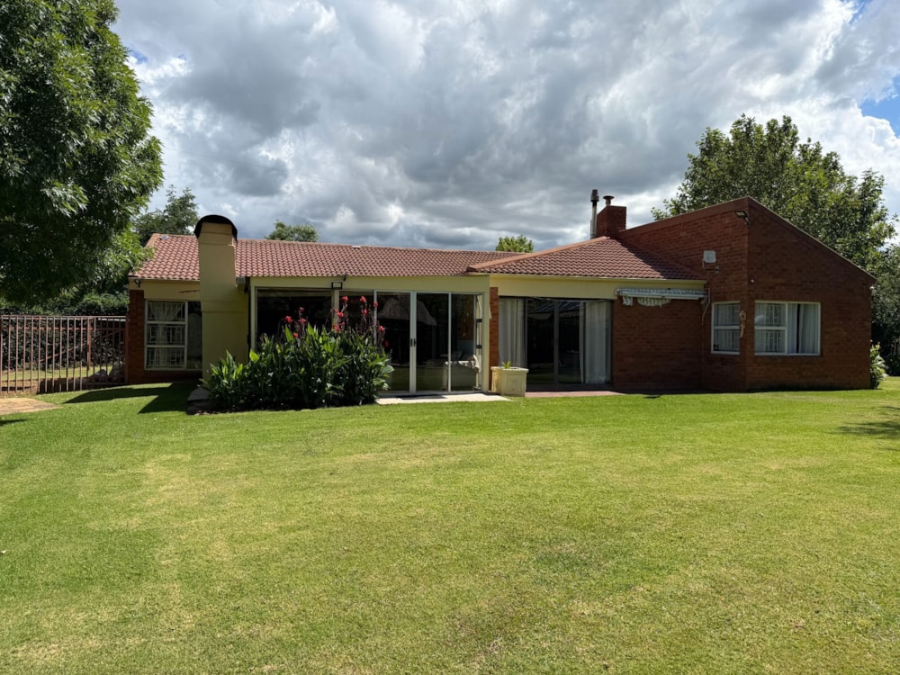 Single-storey house for sale in Clarens - 1CS1727218