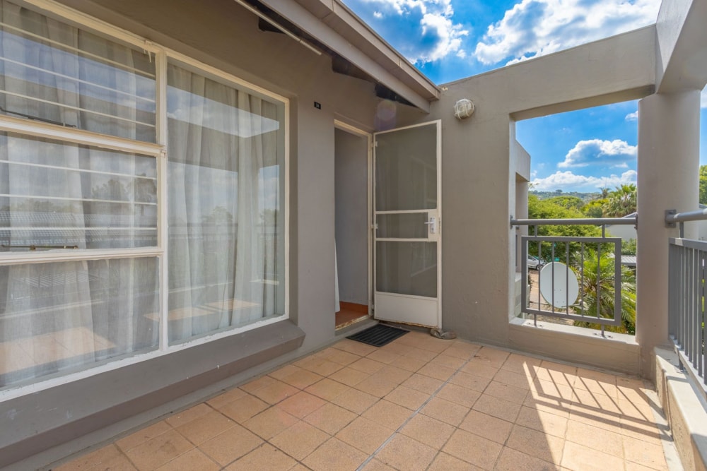 Apartment for sale in Constantia Kloof - RAN1728639 Apartment for sale in Constantia Kloof - RAN1728639