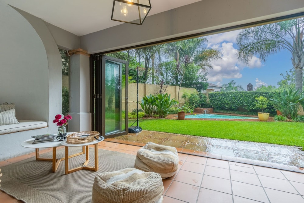 Double-storey cluster for sale in Eagle Canyon Golf Estate - RAN1725611