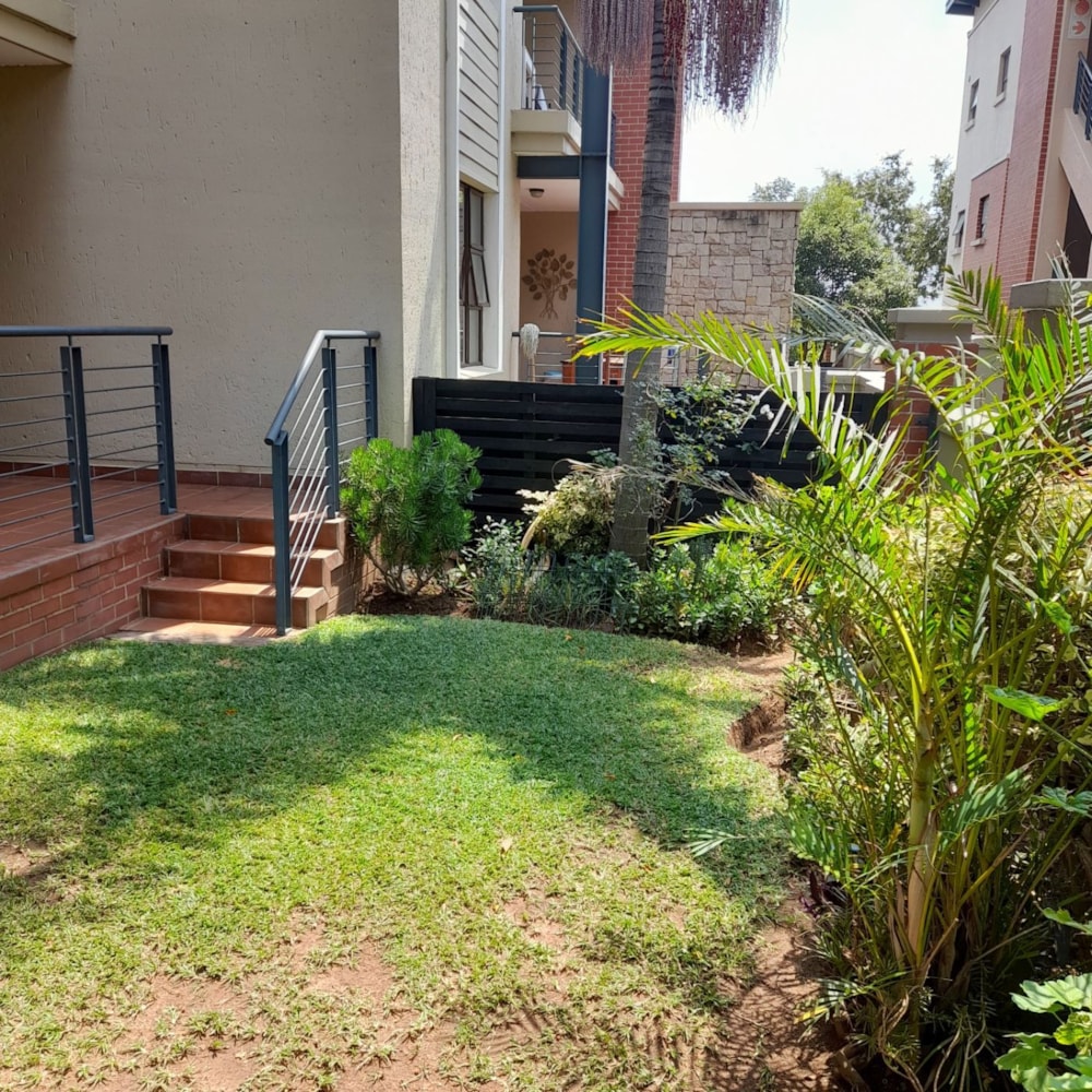 Garden apartment to rent in Douglasdale - FYL1728499