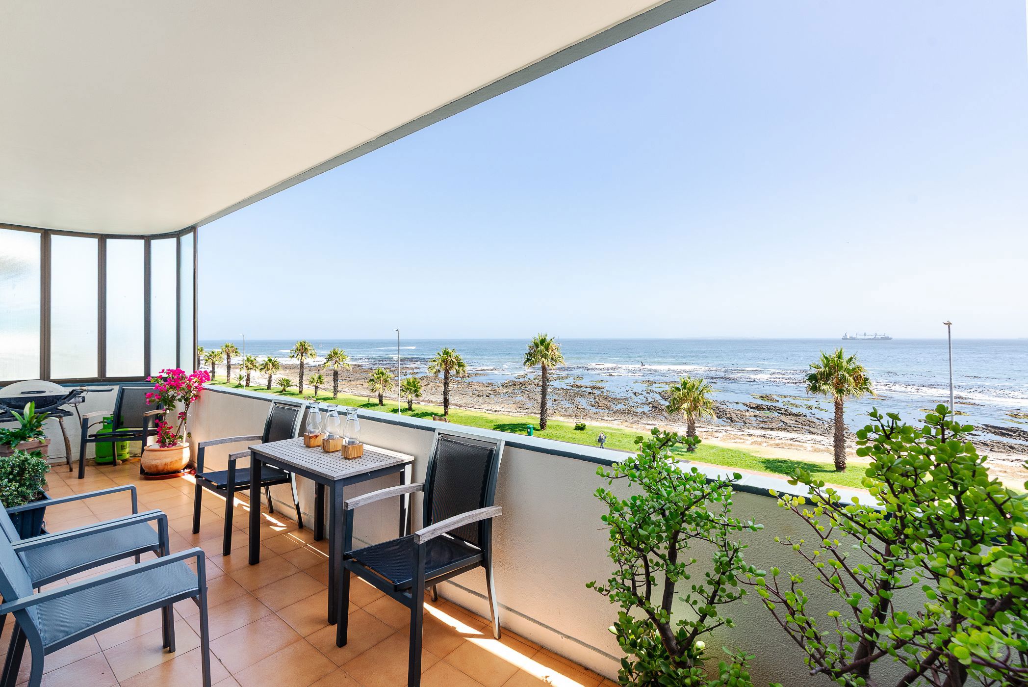 Apartment for sale in Mouille Point - AS1725564