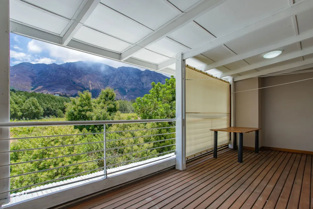 House for sale in Franschhoek - FWI1726172 House for sale in Franschhoek - FWI1726172